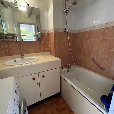 4 Pers Avec Parking Et Piscine A - Fr-1-837-86 * أرجيليه- سور- مير