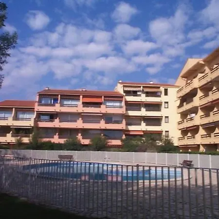 شقة 4 Pers Avec Parking Et Piscine A - Fr-1-837-86 *