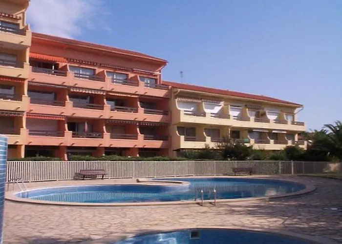 4 Pers Avec Parking Et Piscine A Argeles - Fr-1-837-86 アルジェレス・シュル・メール